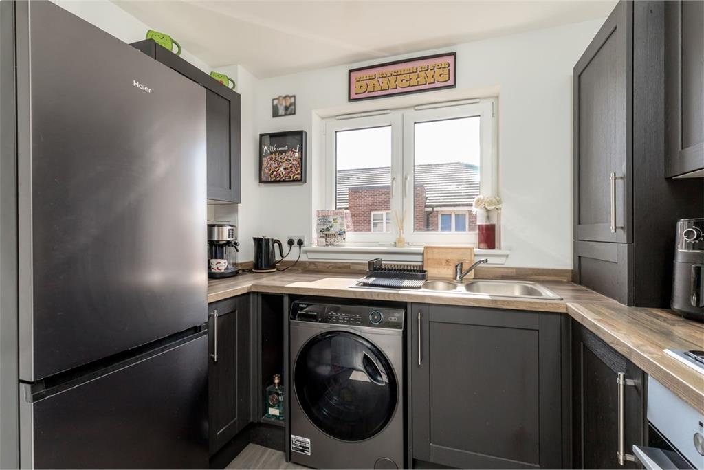 49 (flat 8), Milligan Drive, The Wisp, Edinburgh, EH16 4DA - image 6