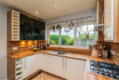 5 Ravelston House Park, Murrayfield, Edinburgh, EH4 3LS - image 9