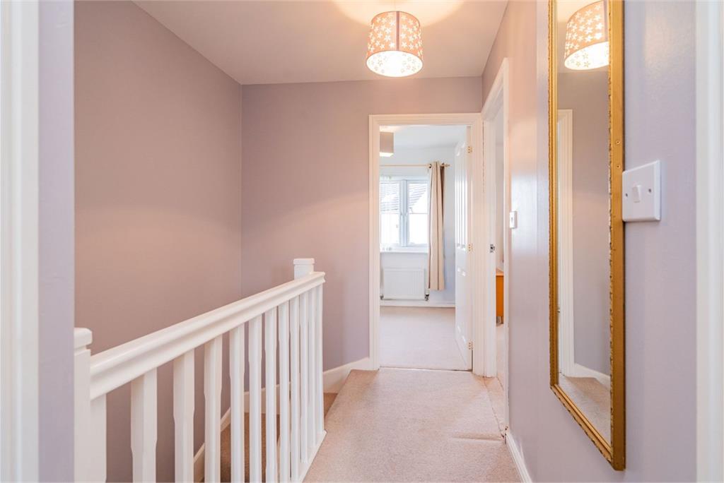 18 Burnbrae Walk, Bonnyrigg, EH19 3FP - image 11