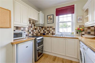 131/4 St. Leonard's Street, Edinburgh, EH8 9RB - image 7