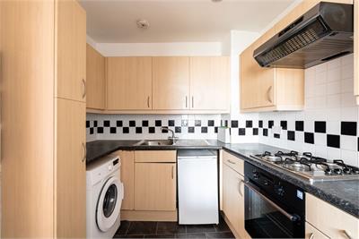 19/4 Henderson Street, Edinburgh, EH6 6BT - image 4