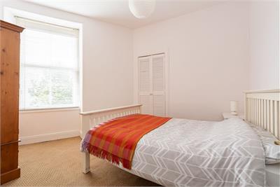 19/4 Henderson Street, Edinburgh, EH6 6BT - image 5