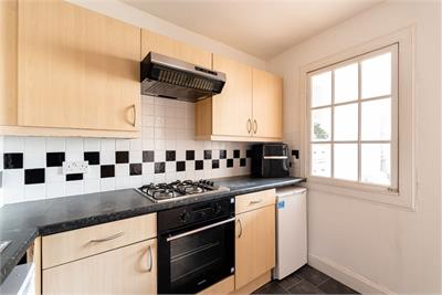 19/4 Henderson Street, Edinburgh, EH6 6BT - image 10
