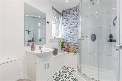 22 Pilton Gardens, Edinburgh, EH5 2HY - image 11