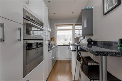 22 Pilton Gardens, Edinburgh, EH5 2HY - image 4