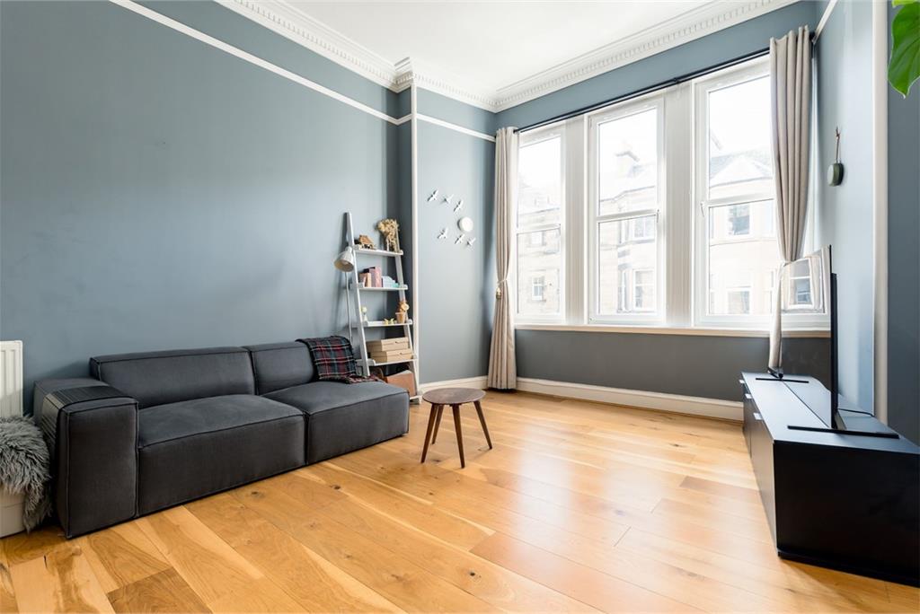 13/6 Ogilvie Terrace, Edinburgh, EH11 1NS - image 2