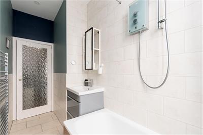 13/6 Ogilvie Terrace, Edinburgh, EH11 1NS - image 18
