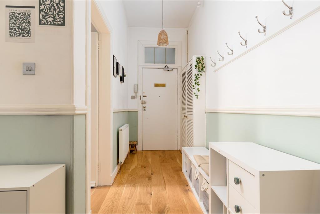 13/6 Ogilvie Terrace, Edinburgh, EH11 1NS - image 7