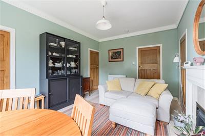 40/1 Learmonth Crescent, Edinburgh, EH4 1DE - image 5