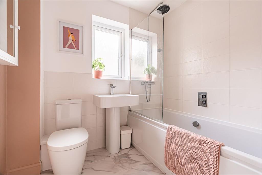 9 Venturefair Drive, Edinburgh, EH17 8WD - image 18