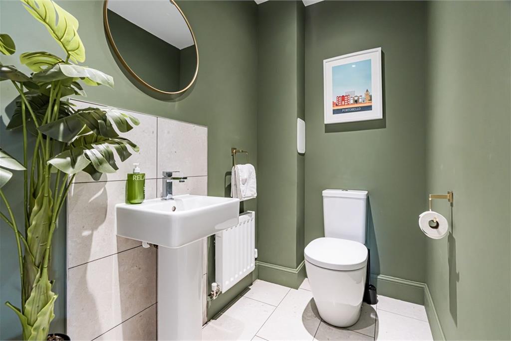 9 Venturefair Drive, Edinburgh, EH17 8WD - image 19