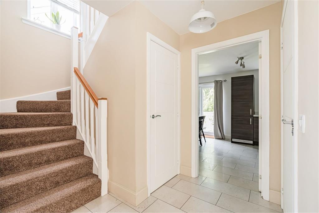9 Venturefair Drive, Edinburgh, EH17 8WD - image 20