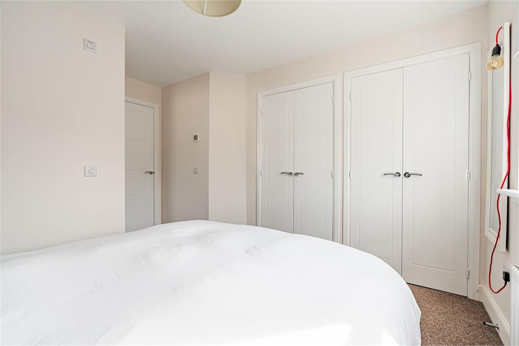 9 Venturefair Drive, Edinburgh, EH17 8WD - image 8