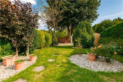 18 Newbattle Abbey Crescent,
Eskbank,
EH22 3LN - image 2