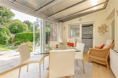 18 Newbattle Abbey Crescent,
Eskbank,
EH22 3LN - image 14