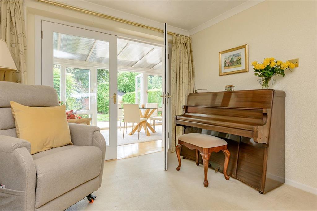 18 Newbattle Abbey Crescent,
Eskbank,
EH22 3LN - image 7