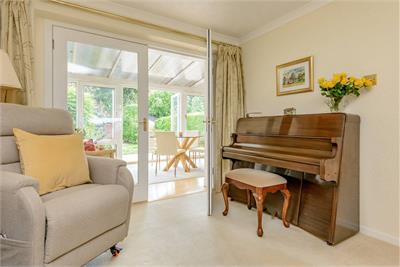 18 Newbattle Abbey Crescent,
Eskbank,
EH22 3LN - image 7