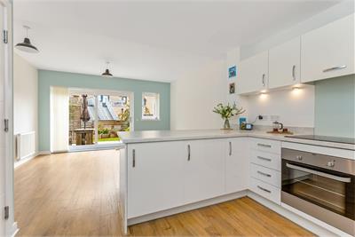 98 Lawrie Reilly Place, Leith, Edinburgh, EH7 5FG - image 5