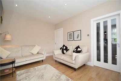 38 Cowdenhill Circus, Glasgow, G13 2QZ - image 4