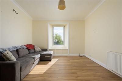 6D, Rose Crescent, Dunfermline, KY12 0QS - image 3