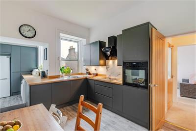 53 Cornhill Terrace, Leith, Edinburgh, EH6 8EJ - image 6