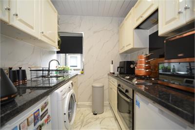 110 Trinity Avenue, Glasgow, G52 3ER - image 4