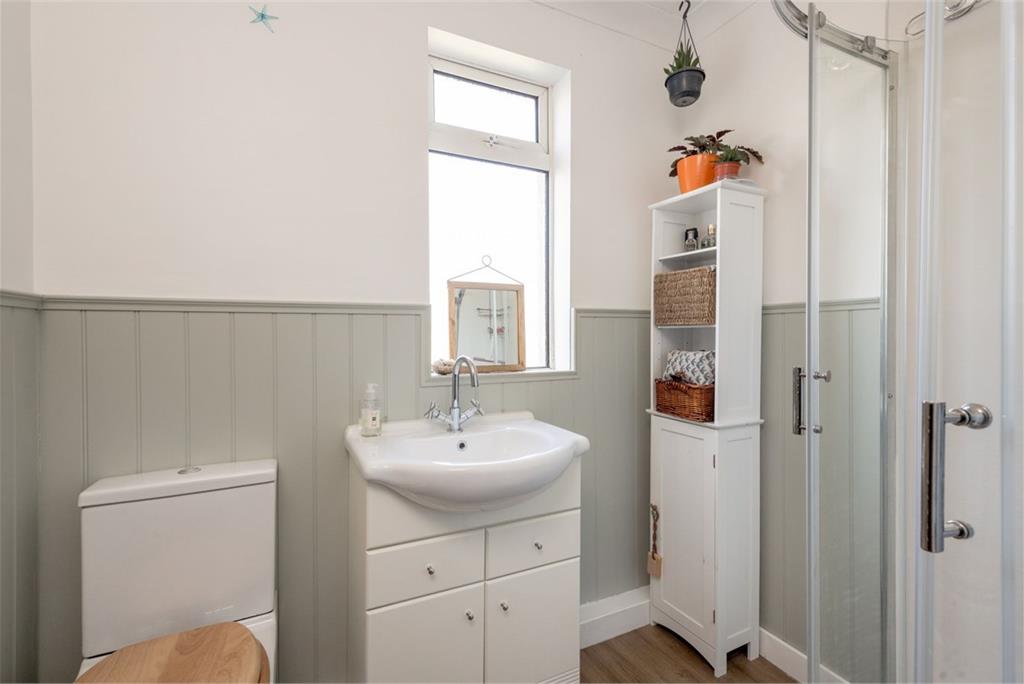 145 Gilmerton Dykes Avenue, Edinburgh, EH17 8LR - image 15