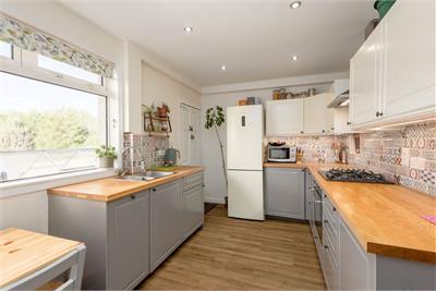145 Gilmerton Dykes Avenue, Edinburgh, EH17 8LR - image 4