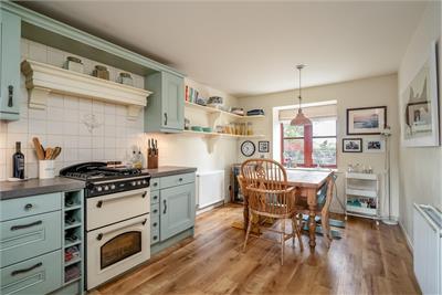 2 Weirgate Steadings,
St. Boswells,
Melrose,
TD6 0BP - image 4