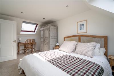 2 Weirgate Steadings,
St. Boswells,
Melrose,
TD6 0BP - image 10