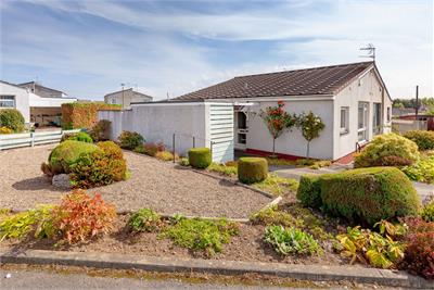 25 Dundas Place, Kirkliston, EH29 9BJ - image 2