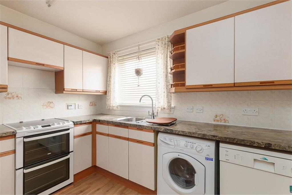 25 Dundas Place, Kirkliston, EH29 9BJ - image 5