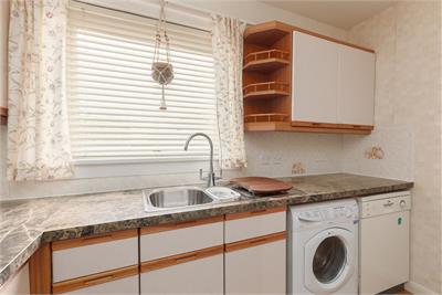 25 Dundas Place, Kirkliston, EH29 9BJ - image 7