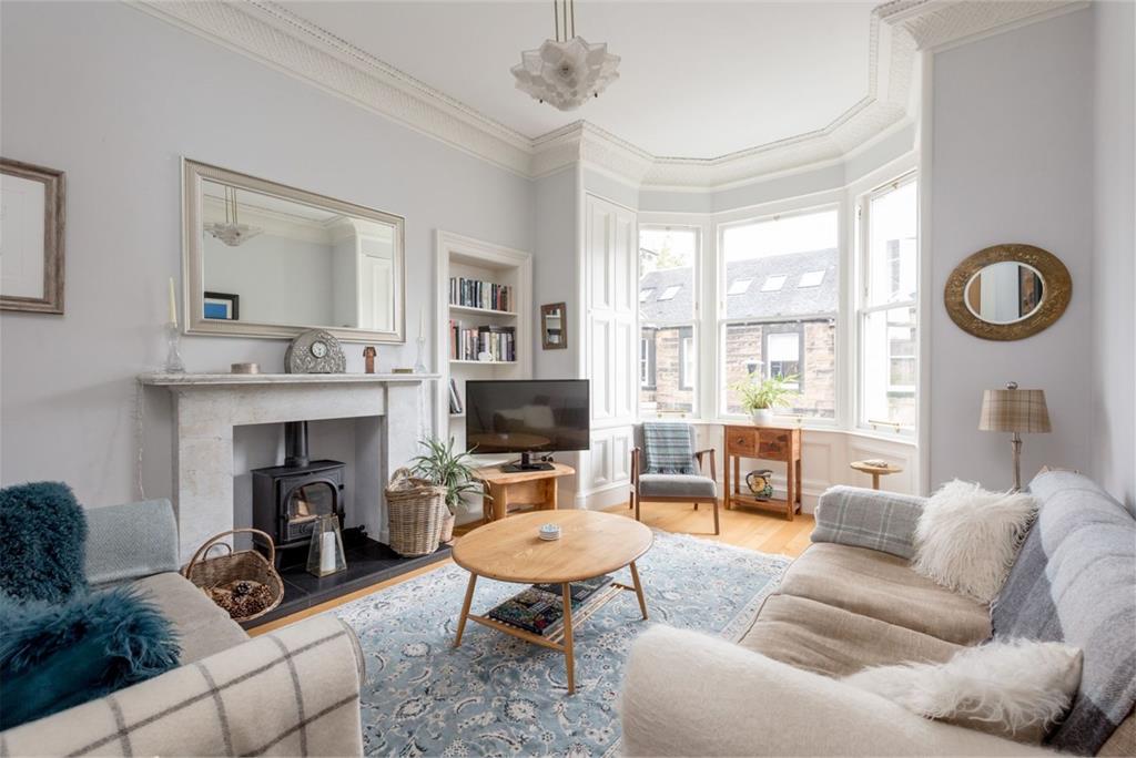 38 Hazelbank Terrace, Edinburgh, EH11 1SN - image 2