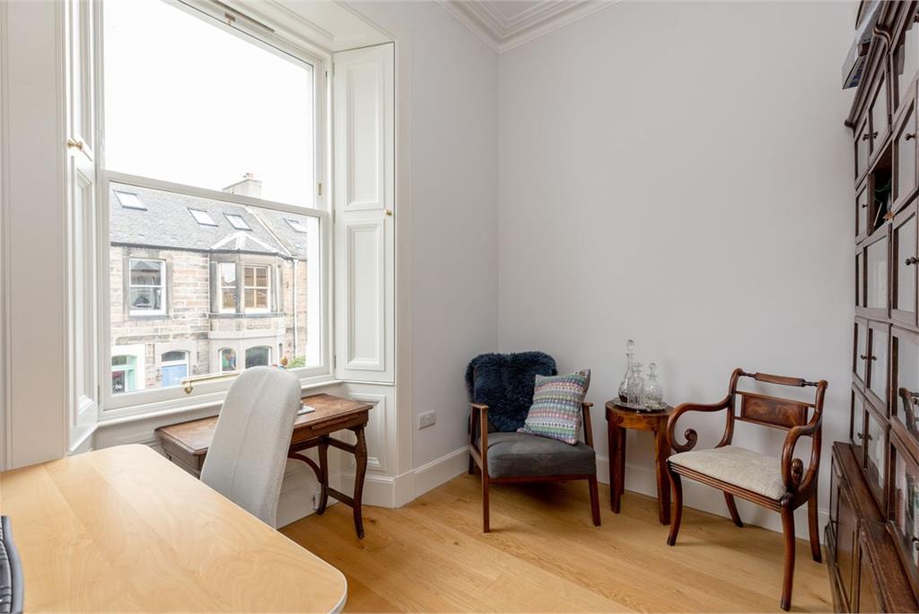 38 Hazelbank Terrace, Edinburgh, EH11 1SN - image 12
