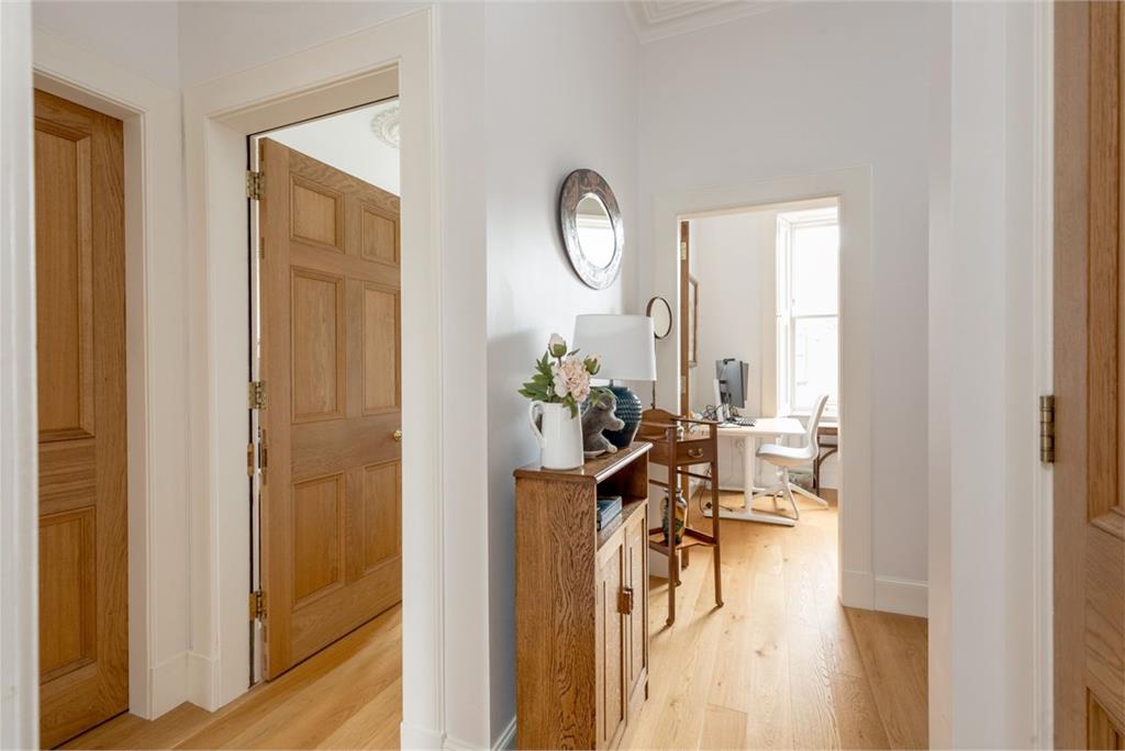 38 Hazelbank Terrace, Edinburgh, EH11 1SN - image 20