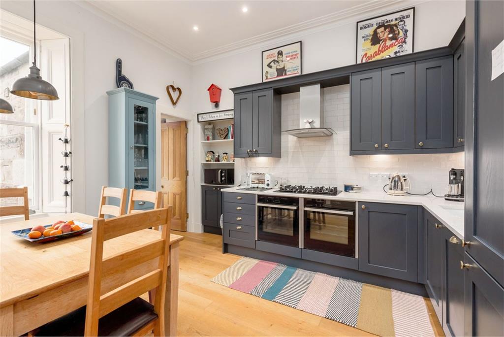 38 Hazelbank Terrace, Edinburgh, EH11 1SN - image 5