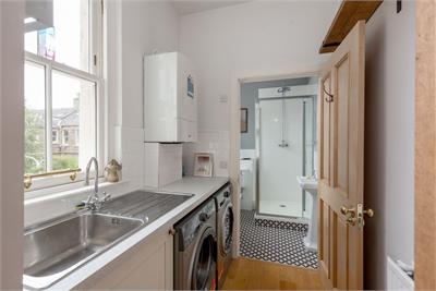 38 Hazelbank Terrace, Edinburgh, EH11 1SN - image 8