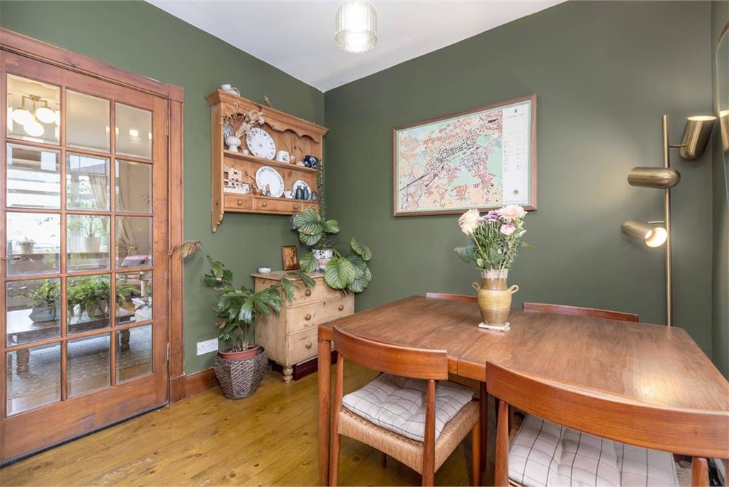 7 Logie Green Gardens, Canonmills, Edinburgh, EH7 4HE - image 6