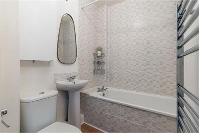 17 Flat 9, Bryson Road, Edinburgh, EH111ED - image 24