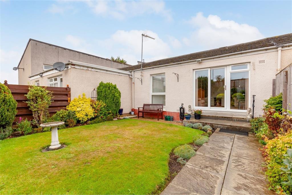 73 South Gyle Gardens, Edinburgh, EH12 7SA - image 15