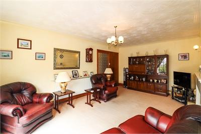 8 Woodlands Place,
Dumfries,
DG2 0LD - image 4