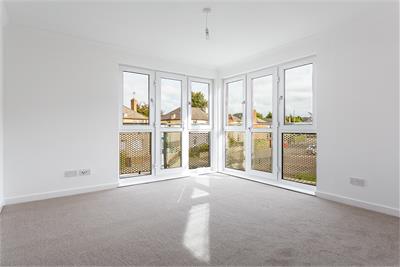 47/4 Stenhouse Gardens, Edinburgh, EH11 3LS - image 3