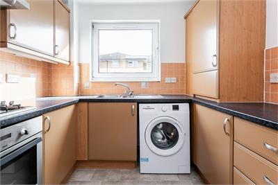 47/4 Stenhouse Gardens, Edinburgh, EH11 3LS - image 7