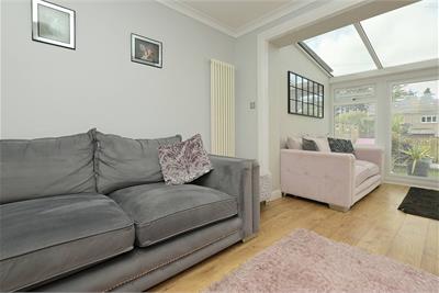 15 Deanpark Court, Balerno, Edinburgh, EH14 7EG - image 3