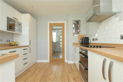 15 Deanpark Court, Balerno, Edinburgh, EH14 7EG - image 7