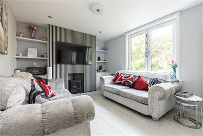 23 Carrick Knowe Avenue, Edinburgh, EH12 7BX - image 2