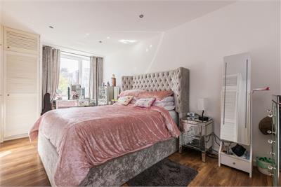 23 Carrick Knowe Avenue, Edinburgh, EH12 7BX - image 4