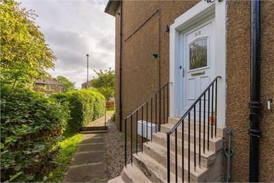 23 Carrick Knowe Avenue, Edinburgh, EH12 7BX - image 8