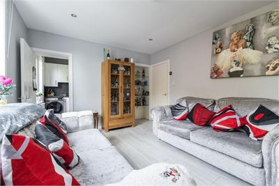23 Carrick Knowe Avenue, Edinburgh, EH12 7BX - image 9